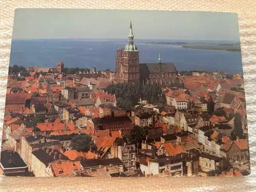 [Echtfotokarte farbig] Stralsund - Übersicht. 