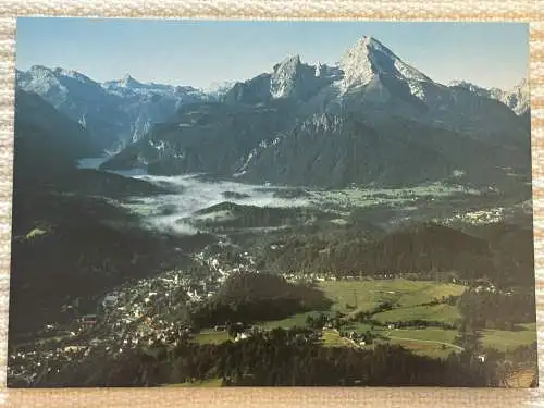 [Echtfotokarte farbig] Blick auf Berchtesgaden - mit Steinernem Meer, Schönfeldspitze und Watzmann. 