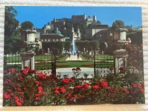 [Echtfotokarte farbig] Salzburg - Mirabellgarten. 