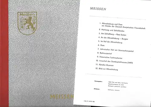 Fotomappe über Meissen von 1974 mit 12 hochwertigen schwarz-weiß A5 Fotos mit Stadtansichten, dazu enthalten ein A5-Briefumschlag der VEB Porzellan Manufaktur Meissen, Format ca. A5, herausgegeben von der PGH Film und Bild, 1162 Berlin, sehr gut...