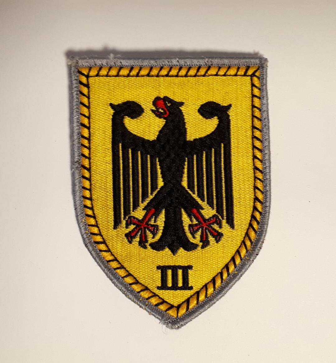 verbandsabzeichen-aufn-her-bundeswehr-iii-korps-nr-0090005065