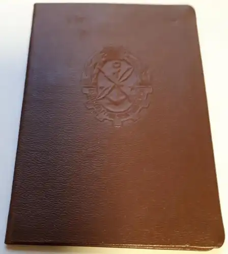 Mitgliedsbuch der GST Gesellschaft für Sport und Technik von 1955