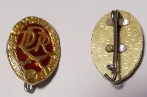 DDR GST Gesellschaft für Sport und Technik Leistungsabzeichen Mehrkampf in Gold