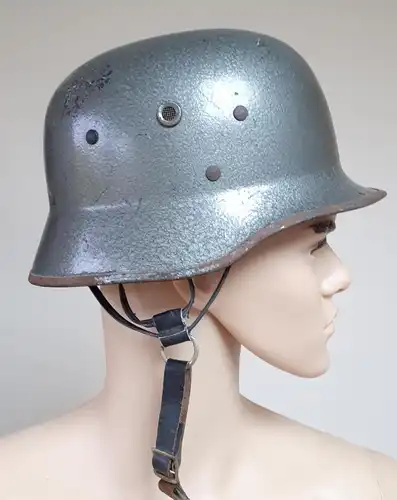 DDR alter Feuerwehrhelm