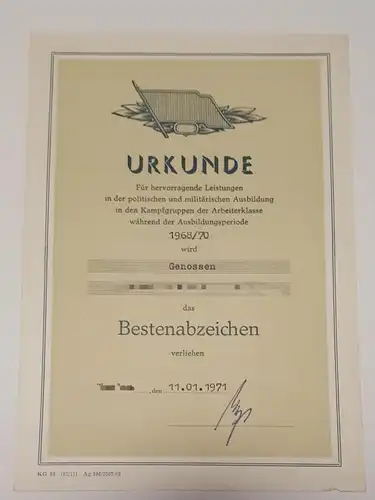 Urkunde für Bestenabzeichen der Kampfgruppen 1968/70