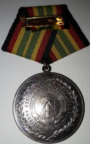 Orden Abzeichen Für treue Dienste Nationale Volksarmee 900er Silber Punze 11