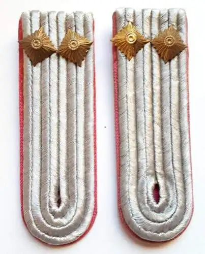DDR NVA Schulterklappen Panzertruppen Leutnant