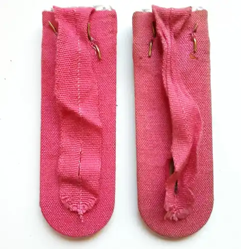 NVA Schulterstücke Panzer Leutnant