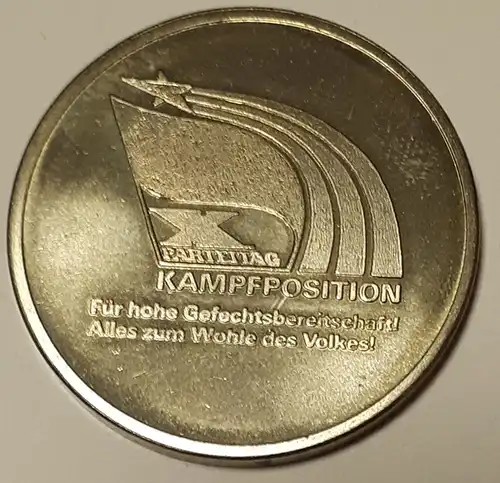 DDR Medaille 10.Parteitag Kampfposition Für hohe Gefechtsbereitschaft! - Alles zum Wohle des Volkes!