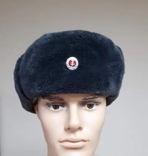 DDR NVA Wintermütze Größe 56