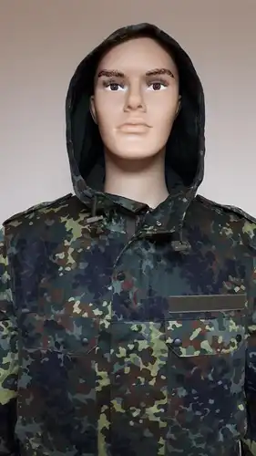 Bundeswehr Feldjacke Parka flecktarn Größe 3 neuwertig