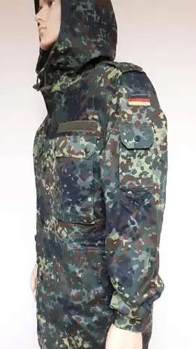 Bundeswehr Feldjacke Parka flecktarn Größe 3 neuwertig