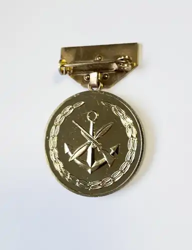 GST Orden Ausbilder der GST in Gold