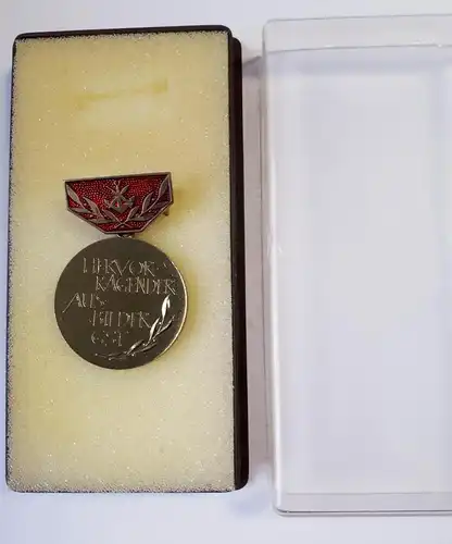 GST Orden Ausbilder der GST in Gold