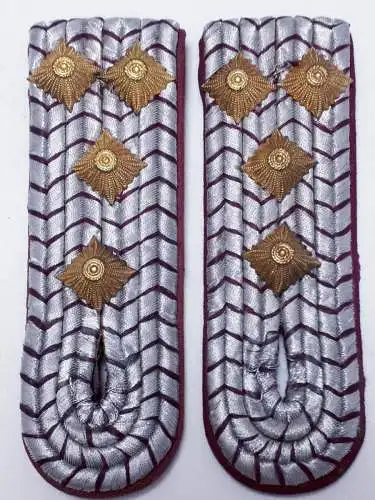 DDR FFW Freiwillige Feuerwehr Schulterstücke Brandinspektor 67-90