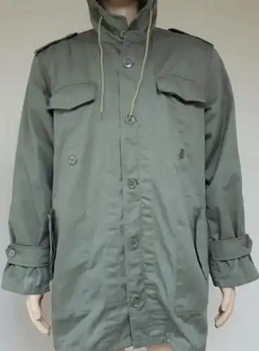 Parka Gr. 48 oliv gebraucht