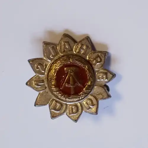 DDR Abzeichen Anstecker 12 Jahre DDR