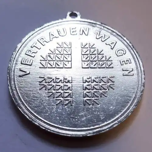 DDR Medaille Kirchentage im Lutherjahr 1983 - Vertrauen wagen