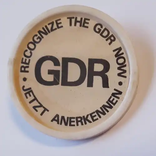 DDR Abzeichen Button GDR UNO Beitritt 1973