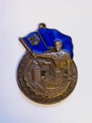 DDR Abzeichen FDJ Für hervorragende Leistungen im 5 Jahresplan