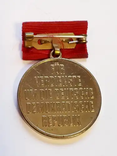 DDR Ehrenmedaille 40 Jahre DDR im Etui