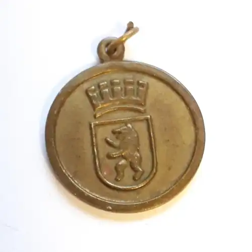 Anhänger Berlin - Hauptstadt der DDR