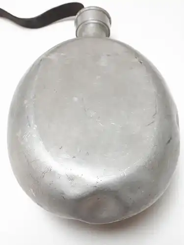 Alte Feldflasche 2. WK 1937
