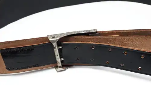 DDR NVA Lederkoppel 105 cm lang