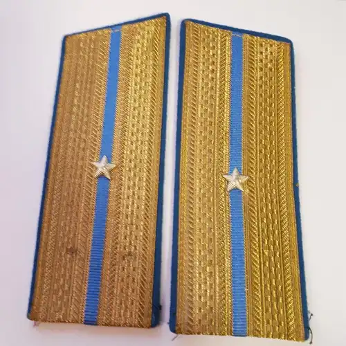 UDSSR Sowjetunion Schulterstücke Luftwaffe Unterleutnant 