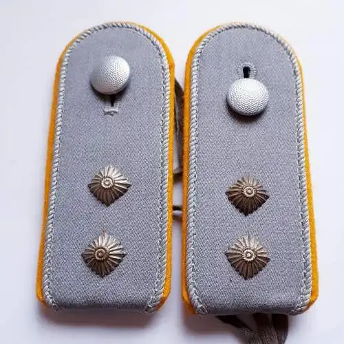 Bundeswehr Schulterstücke Heeresaufklärungstruppe Oberleutnant