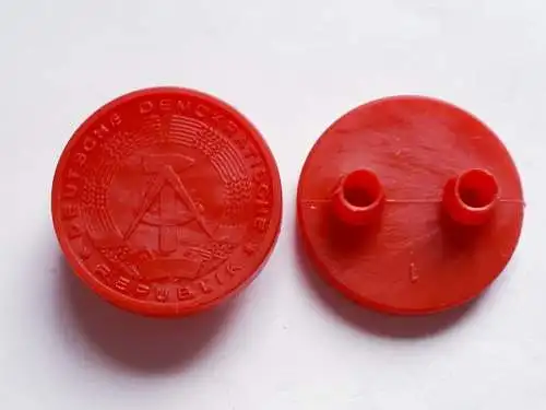 DDR TÜV Plakette Plastik für Nummernschild Rot