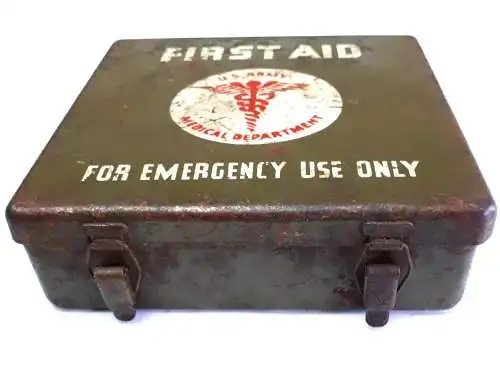 US Army First Aid - For Emergency use only 2.WK
