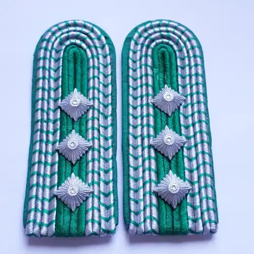 DDR VoPo Bereitschaftspolizei Schulterstücke Obermeister der VP 80-90 