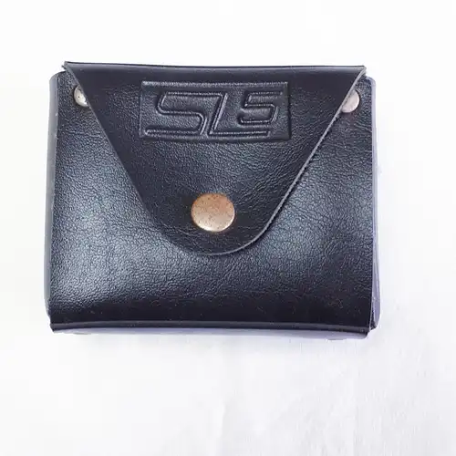 mit Fehlern/defekt - gebraucht mit kleinen Gebrauchsspuren