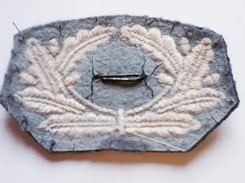 DDR DRK Deutsches Rotes Kreuz Mützenkokarde Stoff