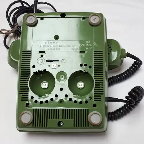 DDR Wählscheibentelefon RFT Alpha grün