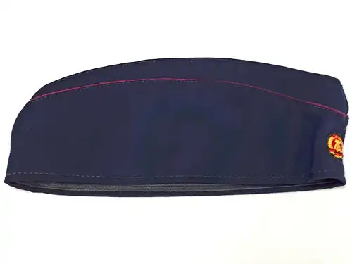 DDR MdI Feuerwehr Schiffchen Gr. 56