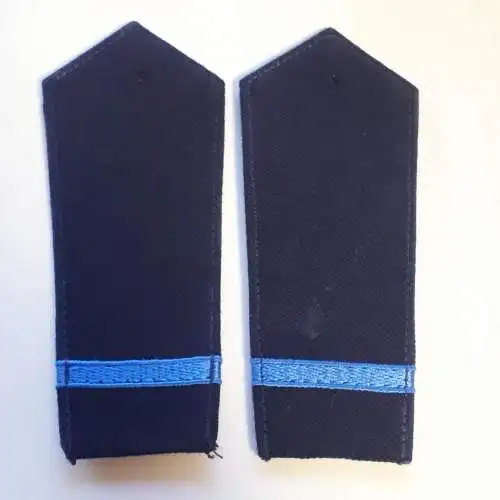 Polizei Schulterklappen der ehemaligen DDR Mai-Oktober 1990 Polizeiunterwachtmeister 