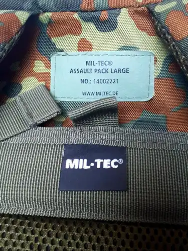 Mil-Tec Rucksack Assault Pack Large flecktarn