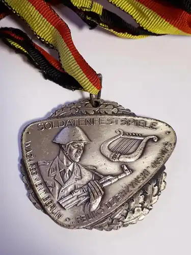 DDR MfS Medaille Soldatenfestspiele Wachregiment Berlin Feliks Dzieryznski Silber