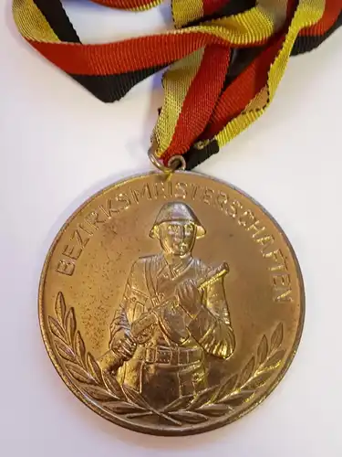DDR Medaille Militärischer Kampfsport Bezirksmeisterschaften Gold