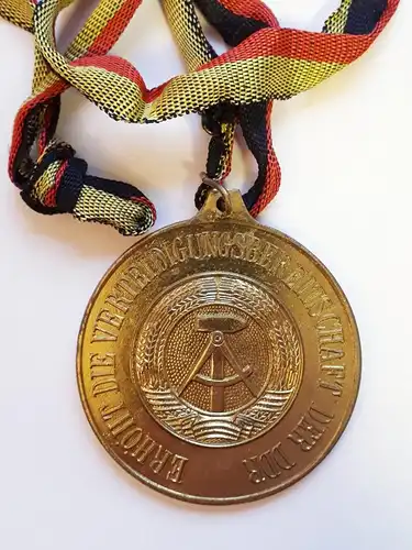 DDR Medaille Meisterschaft der DDR im Automodellsport Gold