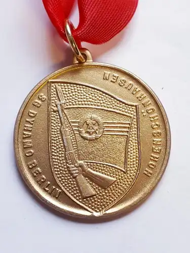 DDR MfS Medaille SG Dynamo Berlin Sportstafette XI. Parteitag Gold