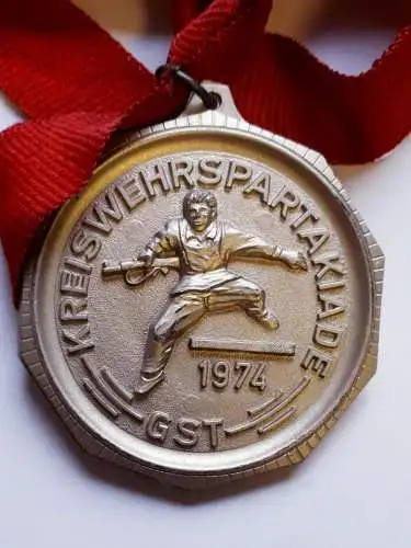 DDR Medaille GST Kreiswehrspartakiade Silber 1974