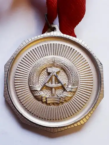 DDR Medaille GST Kreiswehrspartakiade Silber 1974