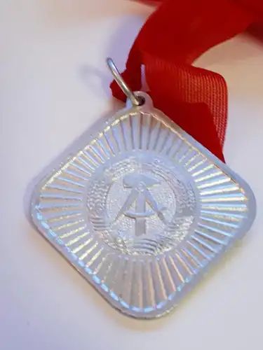 DDR Medaille GST Bezirkswehrspartakiade in Silber