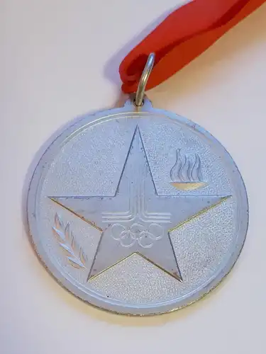 DDR Medaille SG Dynamo Berlin Hohenschönhausen