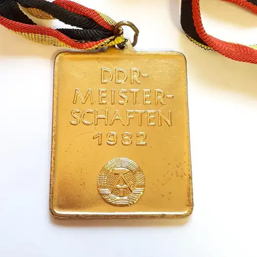 DDR Medaille DVfL DDR Meisterschaften 1982 Gold