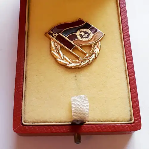 DDR DSF Abzeichen deutsch - sowjetische Freundschaft im Etui