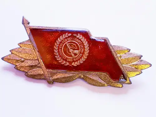 DDR Kampfgruppen Bestenabzeichen